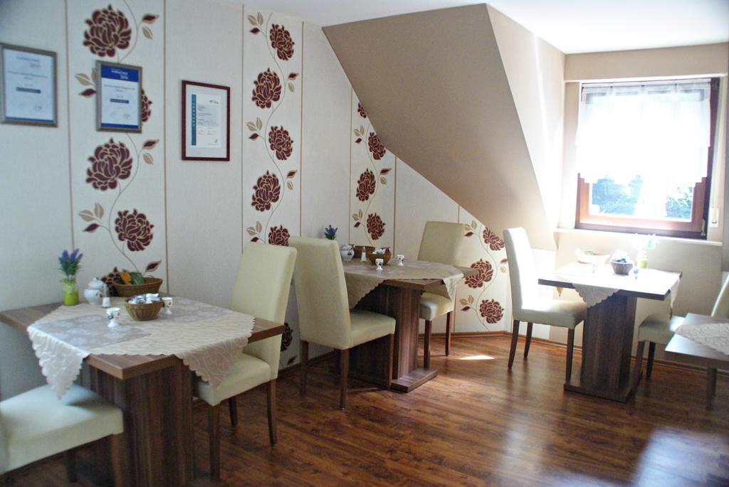 Double Room,27270407:JPEG